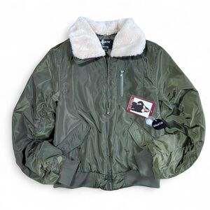 Mila & Tiff Olive Green Bomber Jacket w/ Sherpa Collar Women’s Size Medium NWT